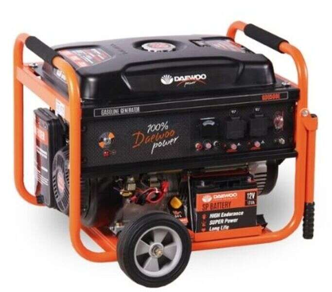 Benzinski generator 7500W - Slika 1