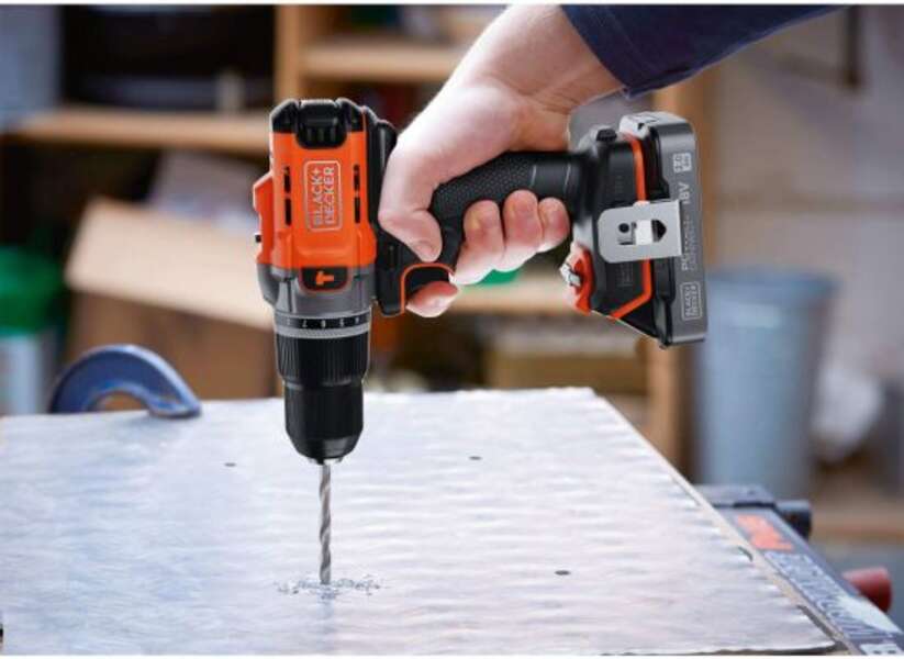 Akumulatorska udarna bušilica BCD383D2XK-QW Black&Decker - Slika 6