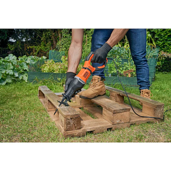 El. povratna testera BES301-QS Black&Decker - Slika 4