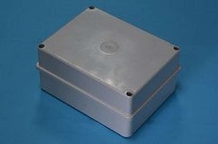 Razvodna kutija nadgradna bez uvodnica 190x140x100 Beoplast - Slika 1