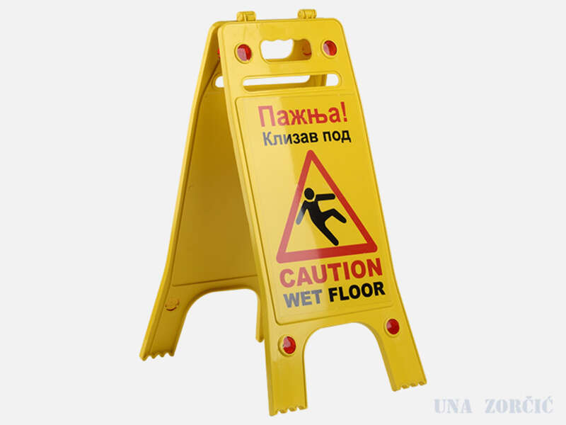 ‘’A’’ tabla upozorenja PAZI KLIZAV POD - Slika 1