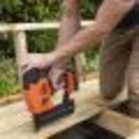 black&decker-bcng01d1-qw-akumulatorska-heftalica-18v_24df.webp